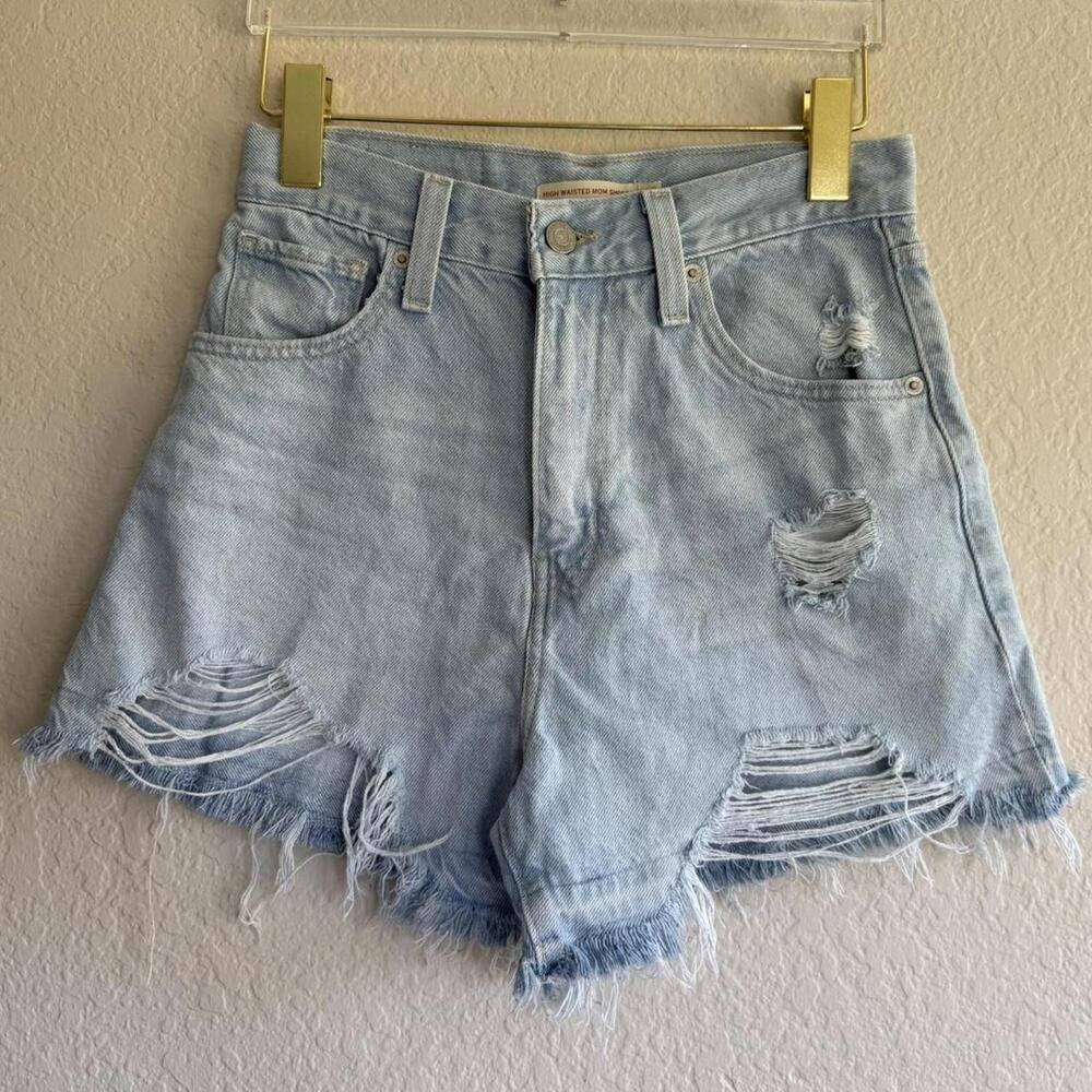 LEVIS 501 denim shorts